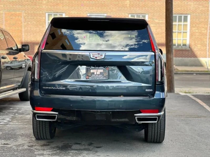2022 Cadillac Escalade 5th Gen - Image 5 of 12
