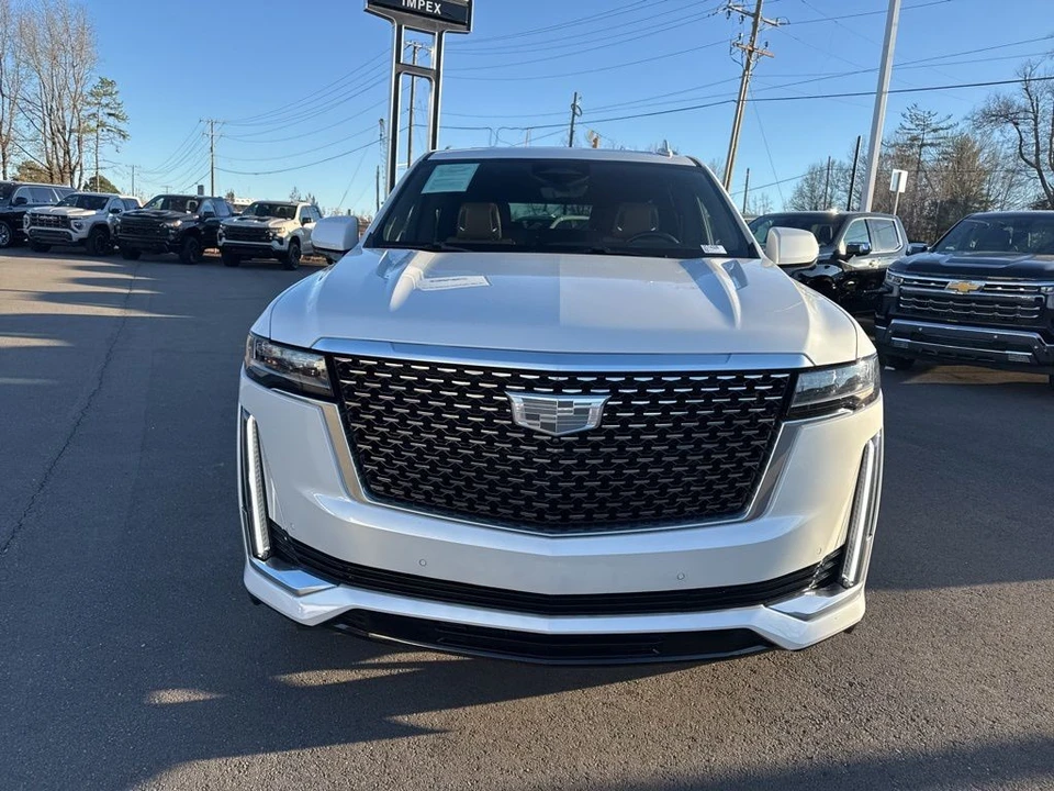 2022 Cadillac Escalade 5th Gen - Image 8 of 12