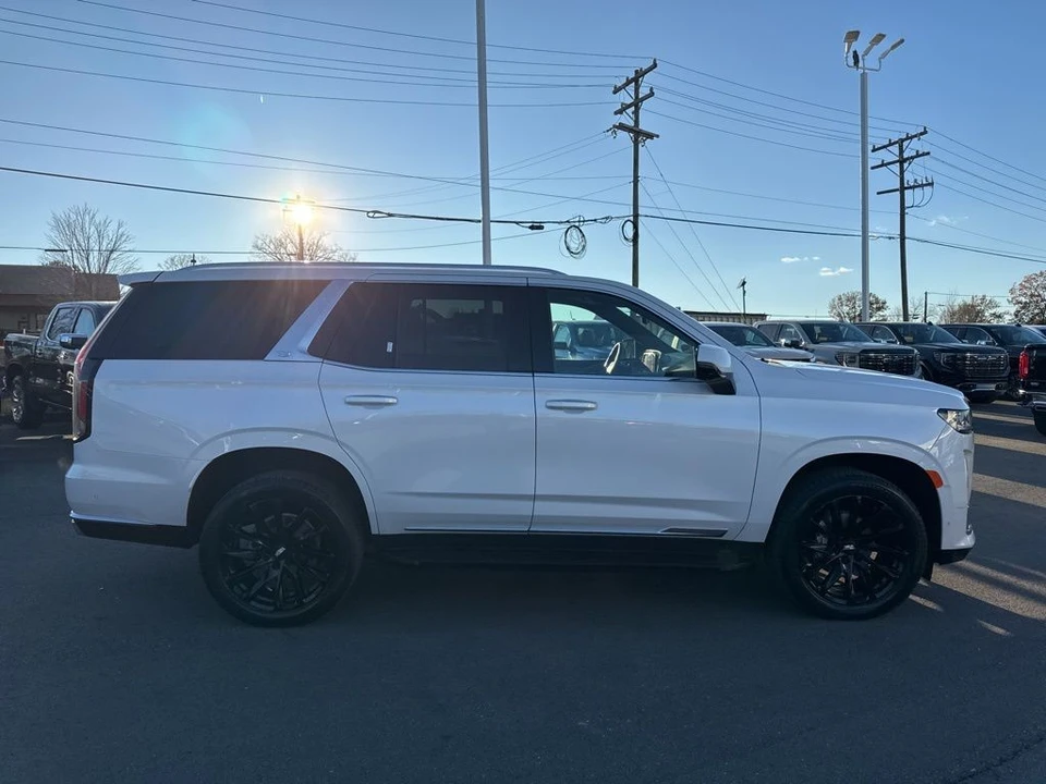 2022 Cadillac Escalade 5th Gen - Image 6 of 12