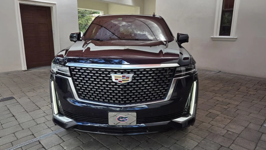 2022 Cadillac Escalade 5th Gen - Image 2 of 31