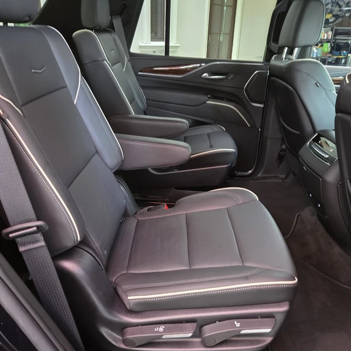 2022 Cadillac Escalade 5th Gen - Image 21 of 31