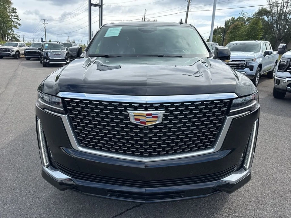 2022 Cadillac Escalade 5th Gen - Image 8 of 12