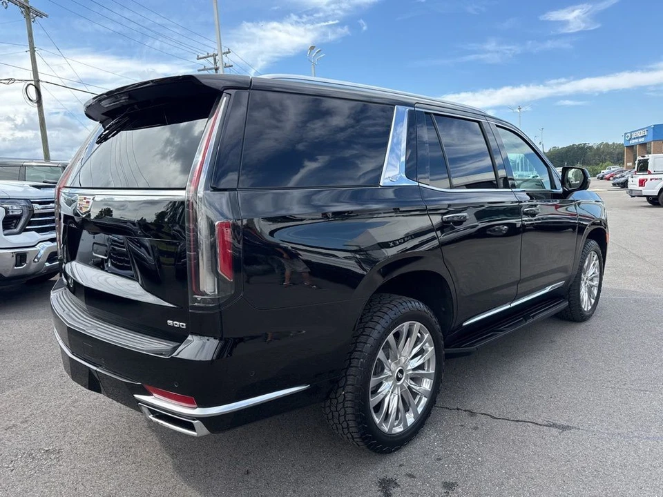 2022 Cadillac Escalade 5th Gen - Image 5 of 12