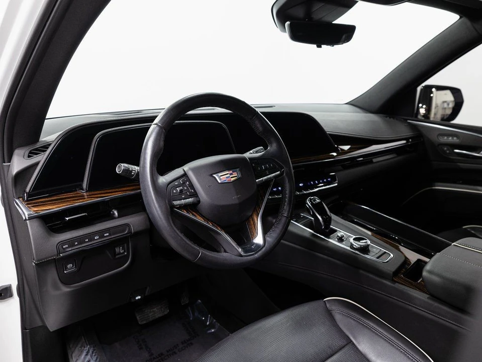 2022 Cadillac Escalade 5th Gen - Image 8 of 21