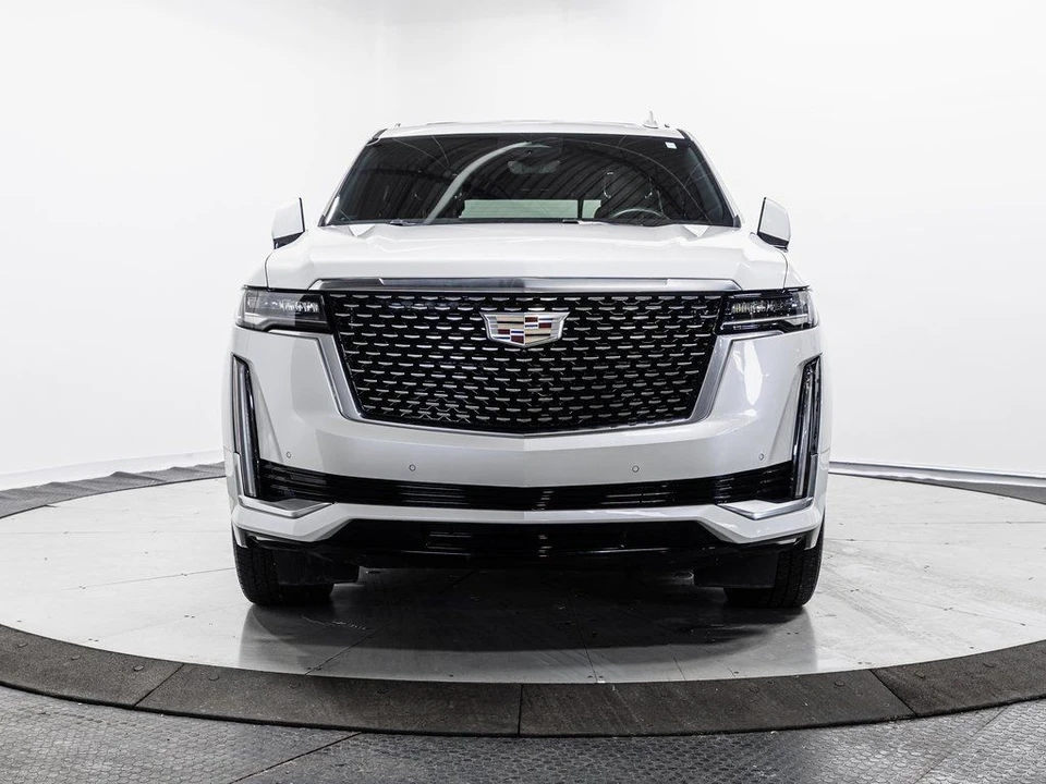 2022 Cadillac Escalade 5th Gen - Image 2 of 21