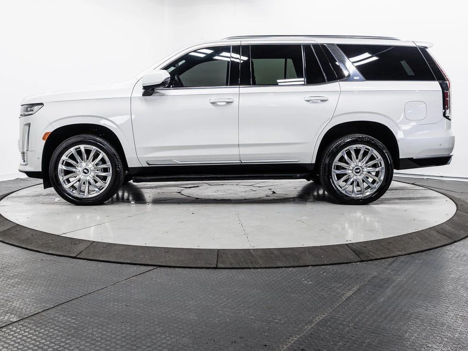 2022 Cadillac Escalade 5th Gen - Image 4 of 21