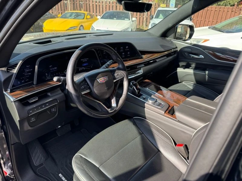 2022 Cadillac Escalade 5th Gen - Image 9 of 12