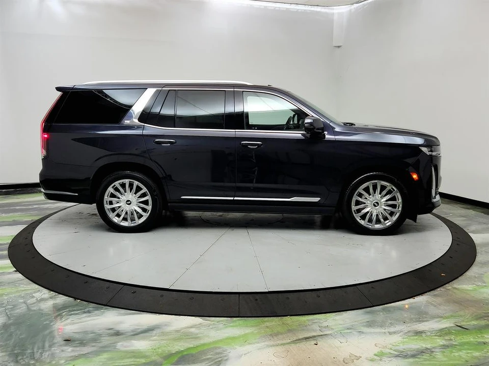 2022 Cadillac Escalade 5th Gen - Image 4 of 21