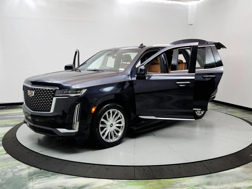 2022 Cadillac Escalade 5th Gen - Image 9 of 21