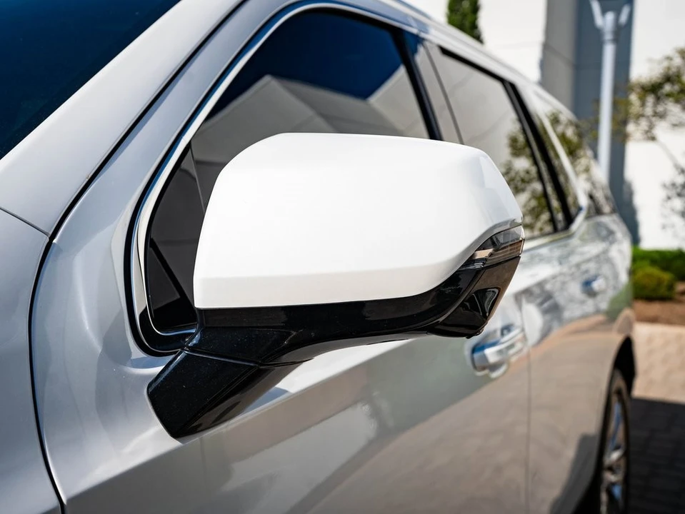 2022 Cadillac Escalade 5th Gen - Image 14 of 21