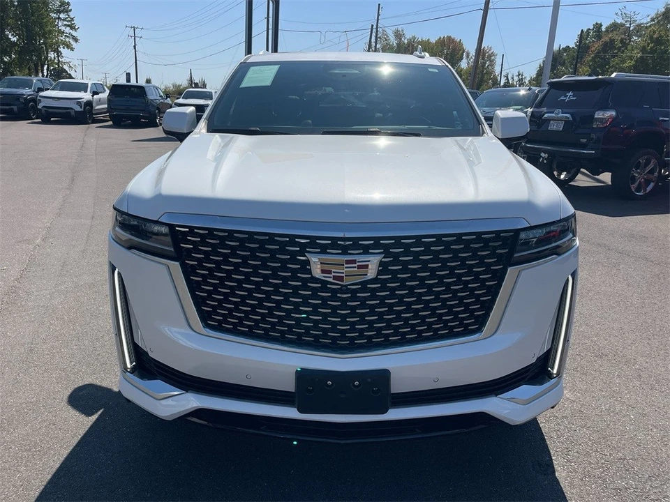 2022 Cadillac Escalade 5th Gen - Image 8 of 12