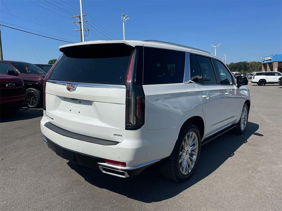 2022 Cadillac Escalade 5th Gen - Image 5 of 12