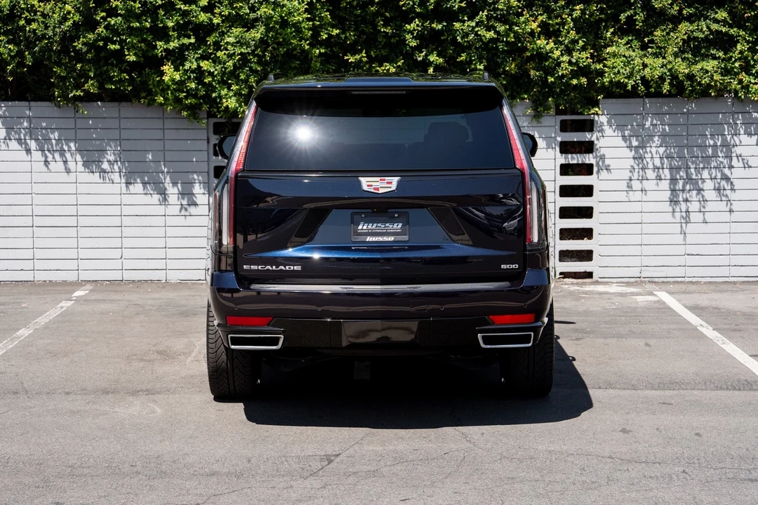 2022 Cadillac Escalade 5th Gen - Image 4 of 21