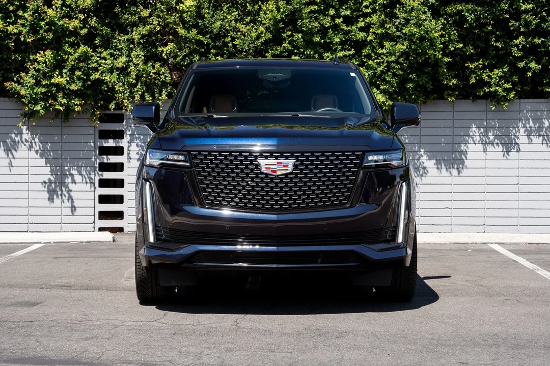 2022 Cadillac Escalade 5th Gen - Image 15 of 21