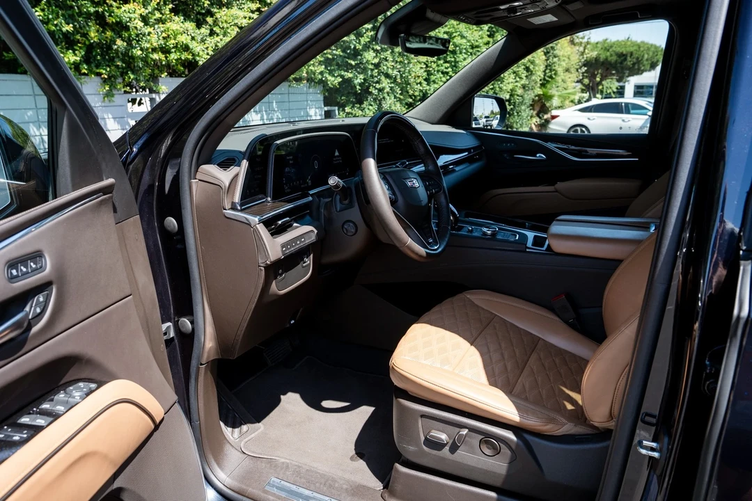 2022 Cadillac Escalade 5th Gen - Image 5 of 21