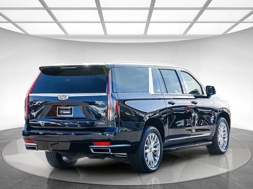 2022 Cadillac Escalade 5th Gen - Image 4 of 12