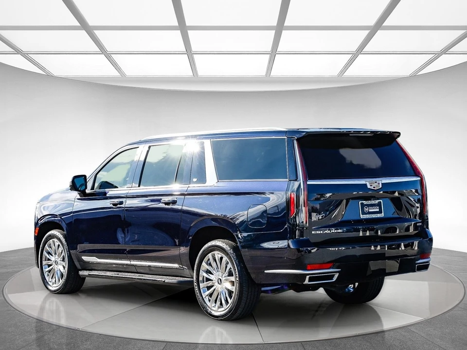 2022 Cadillac Escalade 5th Gen - Image 2 of 12