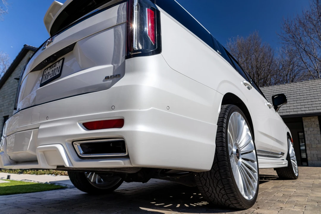 2022 Cadillac Escalade 5th Gen - Image 31 of 31
