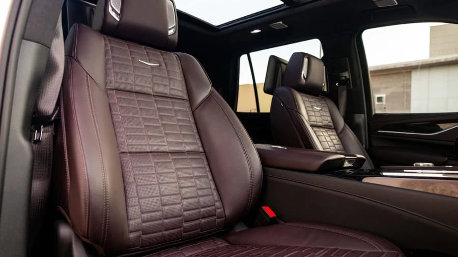 2022 Cadillac Escalade 5th Gen - Image 17 of 18