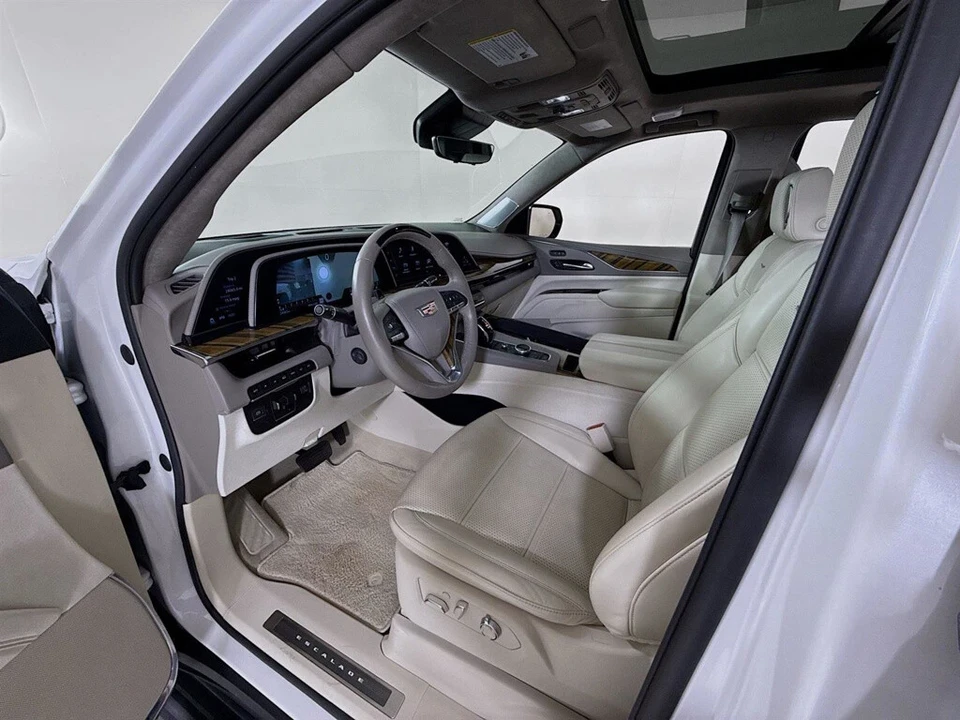 2022 Cadillac Escalade 5th Gen - Image 12 of 12
