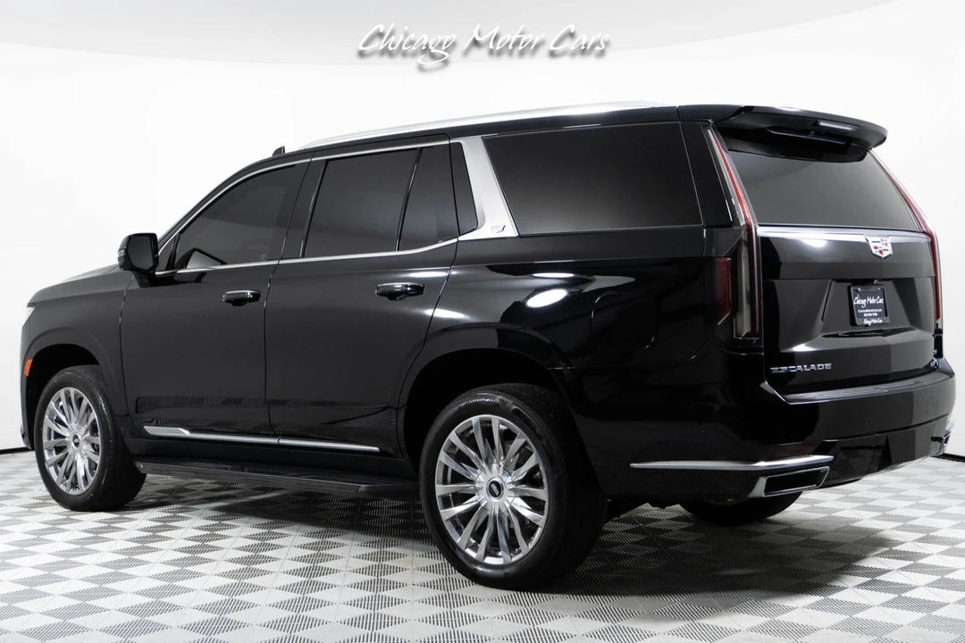 2022 Cadillac Escalade 5th Gen - Image 15 of 21