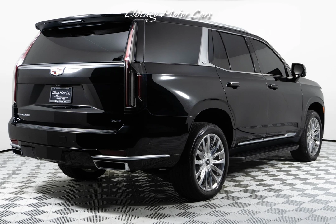 2022 Cadillac Escalade 5th Gen - Image 13 of 21