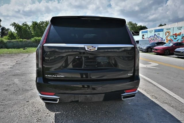 2022 Cadillac Escalade 5th Gen - Image 4 of 21