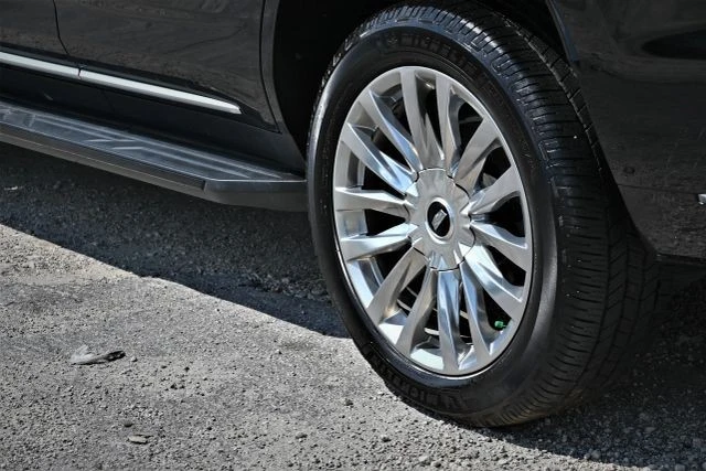 2022 Cadillac Escalade 5th Gen - Image 8 of 21