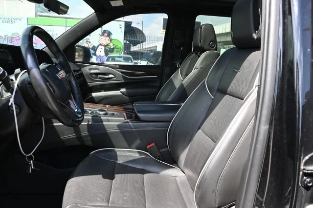 2022 Cadillac Escalade 5th Gen - Image 19 of 21