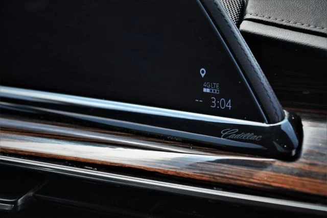 2022 Cadillac Escalade 5th Gen - Image 14 of 21