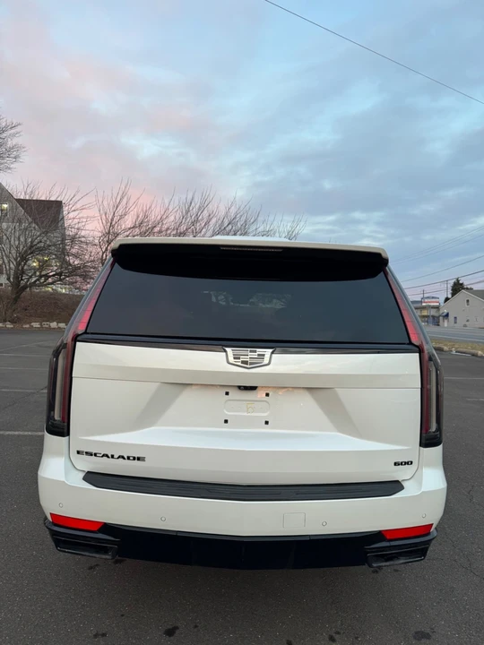 2022 Cadillac Escalade 5th Gen - Image 5 of 21