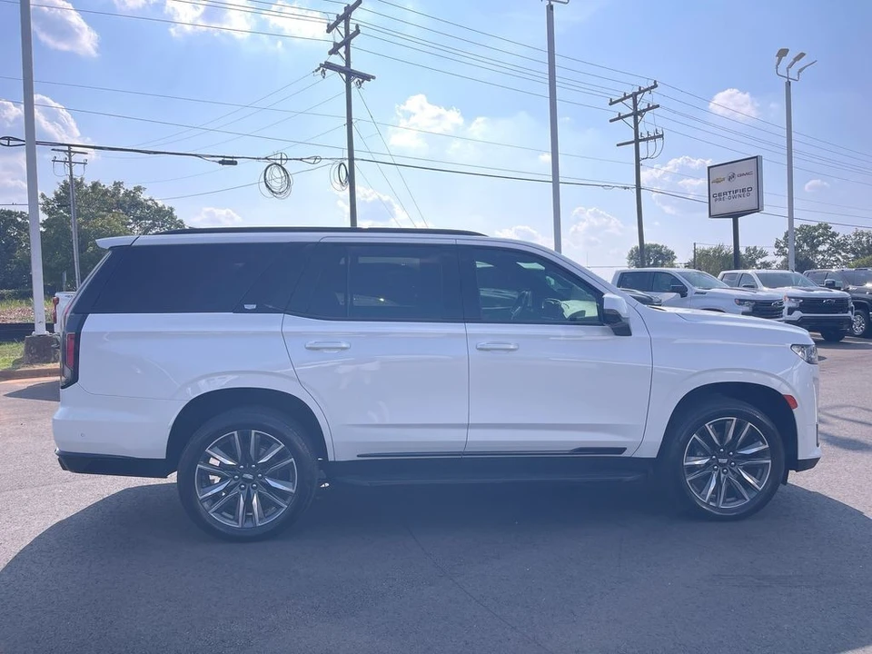 2022 Cadillac Escalade 5th Gen - Image 6 of 12