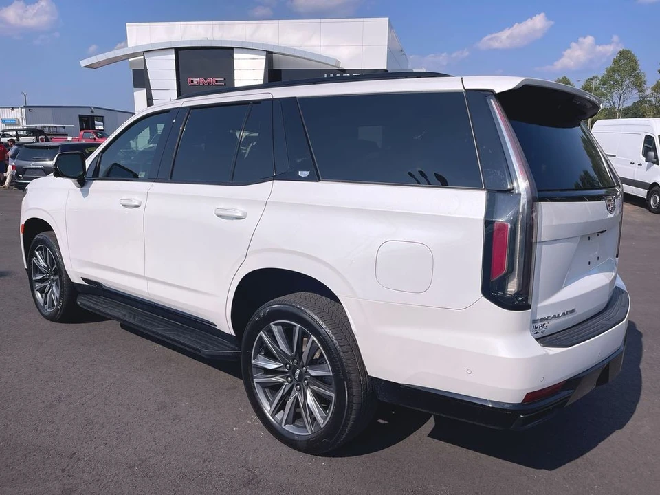 2022 Cadillac Escalade 5th Gen - Image 3 of 12