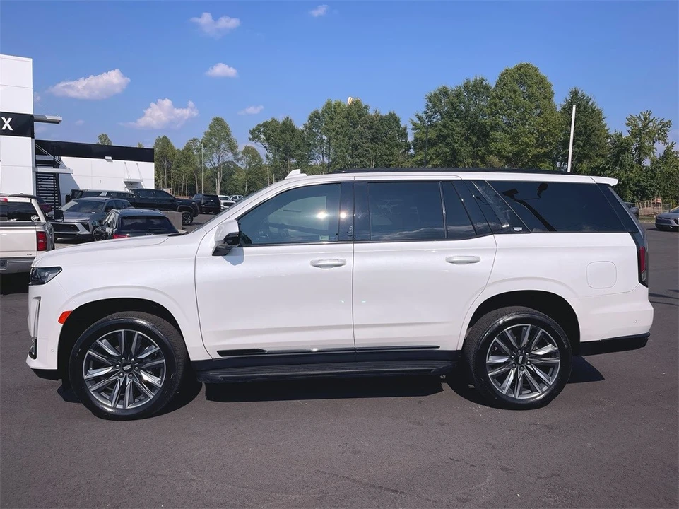 2022 Cadillac Escalade 5th Gen - Image 2 of 21