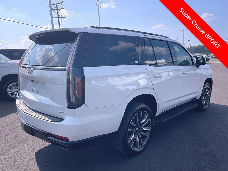 2022 Cadillac Escalade 5th Gen - Image 5 of 12