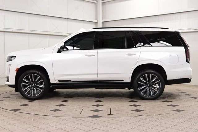 2022 Cadillac Escalade 5th Gen - Image 4 of 12