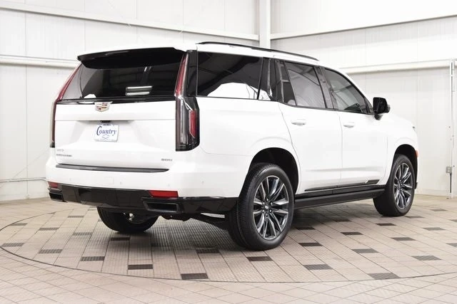 2022 Cadillac Escalade 5th Gen - Image 8 of 12