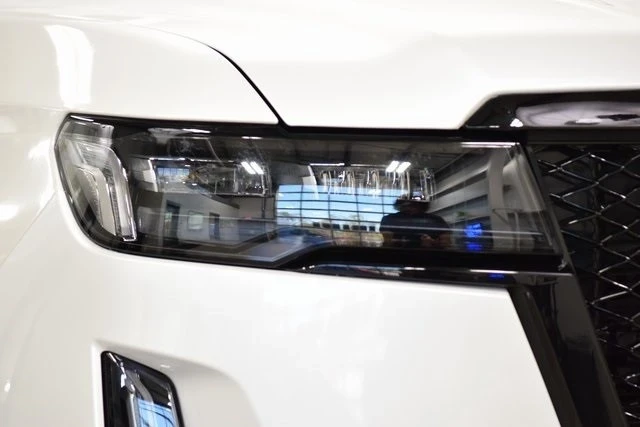 2022 Cadillac Escalade 5th Gen - Image 12 of 12