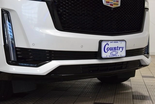 2022 Cadillac Escalade 5th Gen - Image 13 of 21