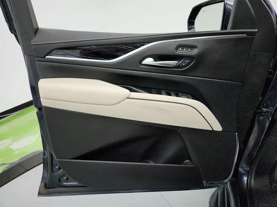 2022 Cadillac Escalade 5th Gen - Image 12 of 12