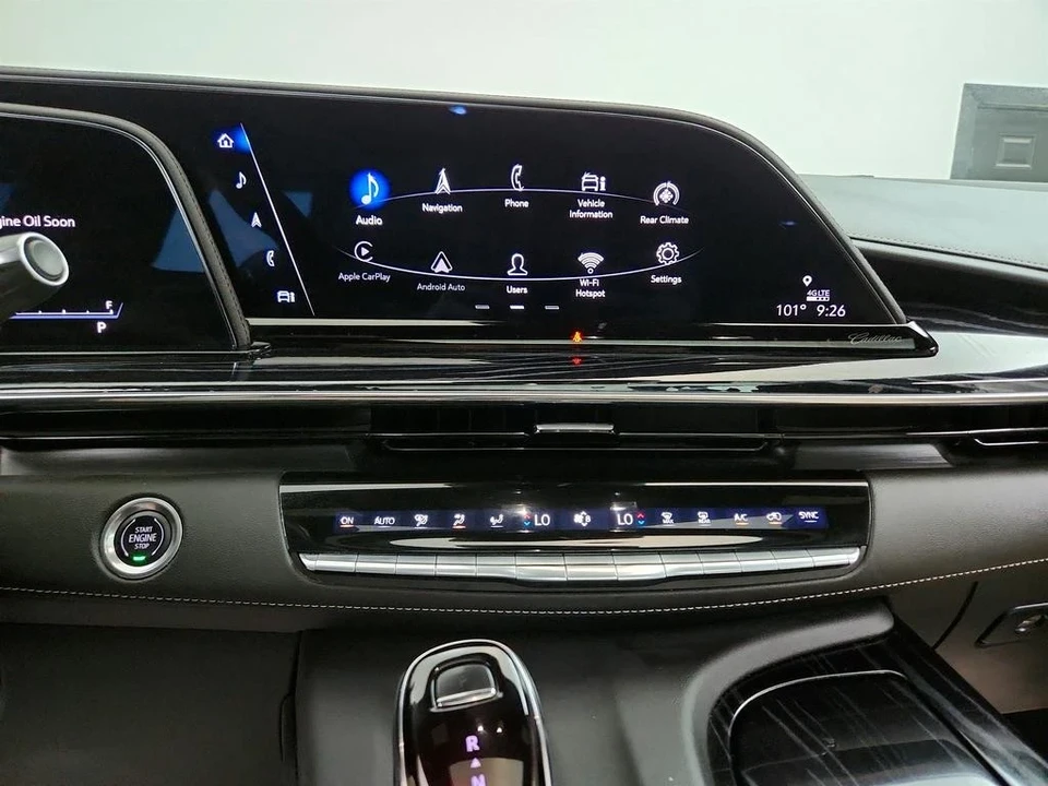 2022 Cadillac Escalade 5th Gen - Image 16 of 21