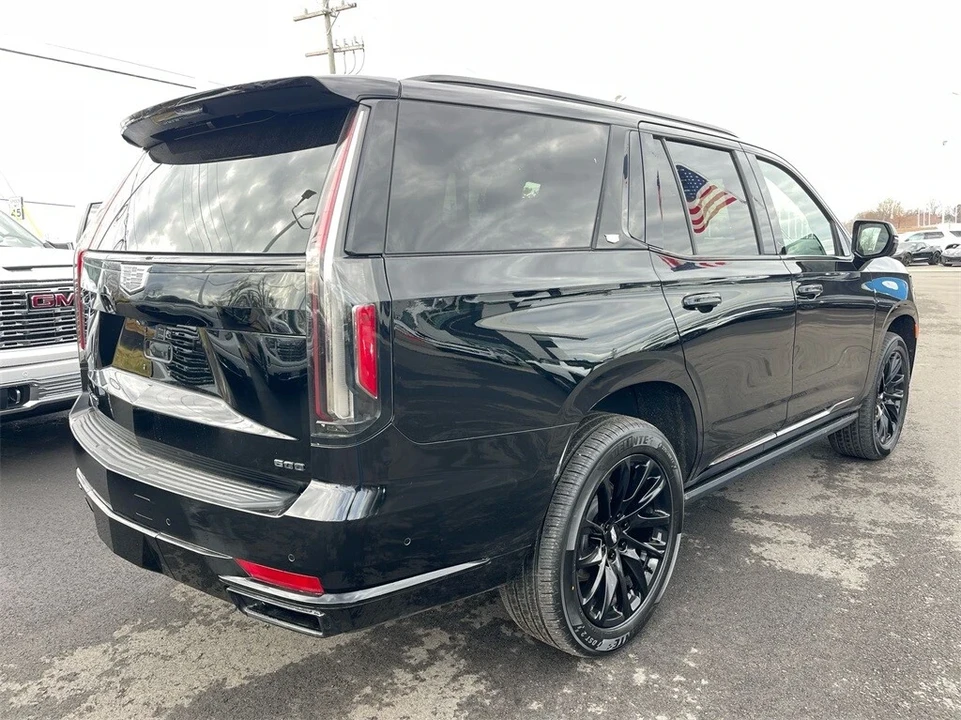 2022 Cadillac Escalade 5th Gen - Image 5 of 12