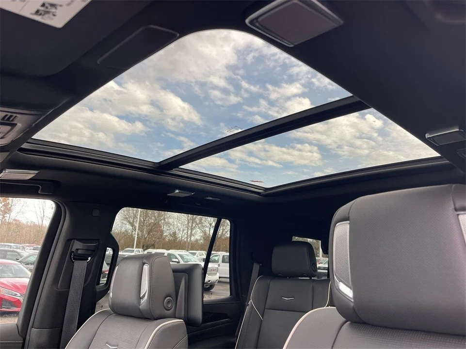 2022 Cadillac Escalade 5th Gen - Image 12 of 12