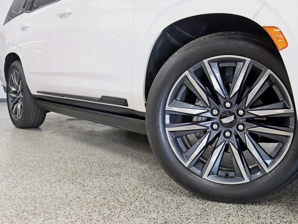2022 Cadillac Escalade 5th Gen - Image 4 of 21