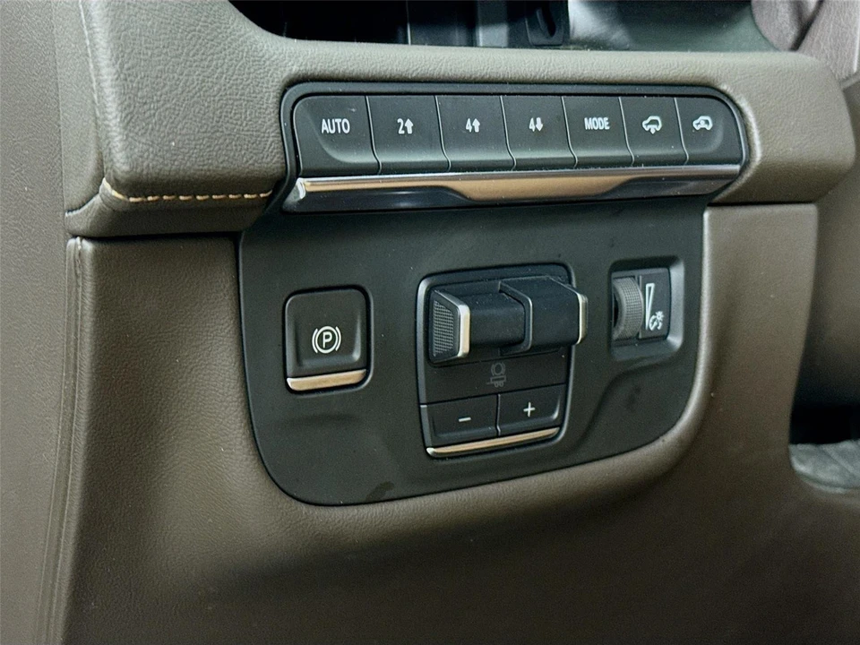 2022 Cadillac Escalade 5th Gen - Image 3 of 14