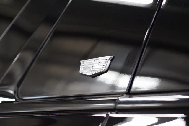 2022 Cadillac Escalade 5th Gen - Image 19 of 21