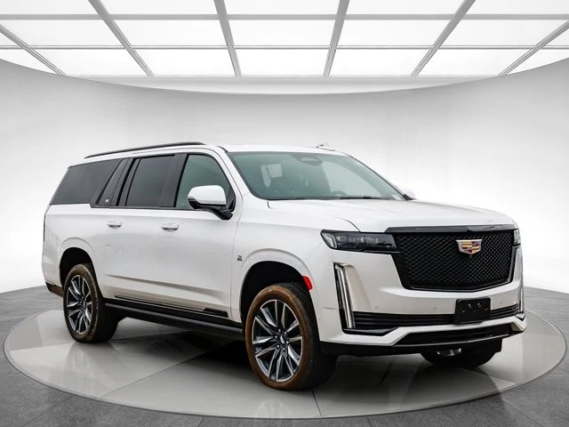2022 Cadillac Escalade 5th Gen - Image 4 of 12