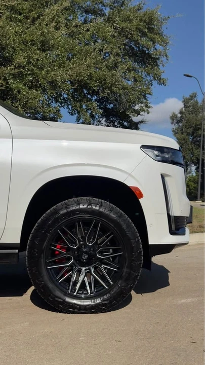 2022 Cadillac Escalade 5th Gen - Image 3 of 7