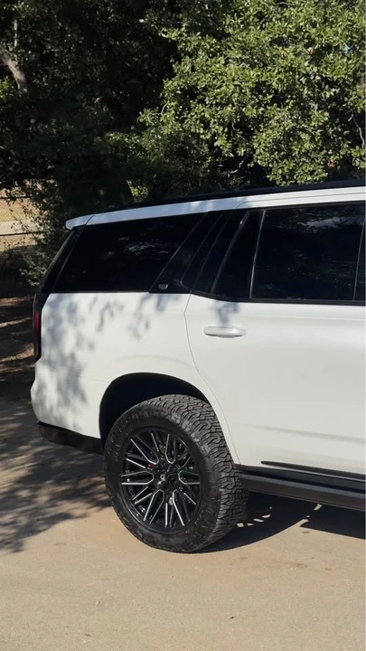 2022 Cadillac Escalade 5th Gen - Image 4 of 7