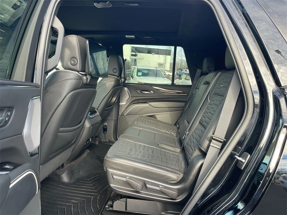 2022 Cadillac Escalade 5th Gen - Image 12 of 12